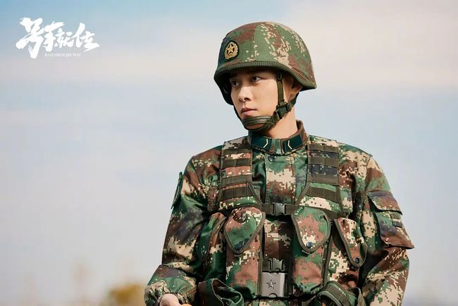 火箭軍夏小平的最新照片，展現(xiàn)新時(shí)代軍人的風(fēng)采